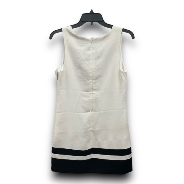 Black & Cream Dress Casual Short Banana Republic, Size S For Sale