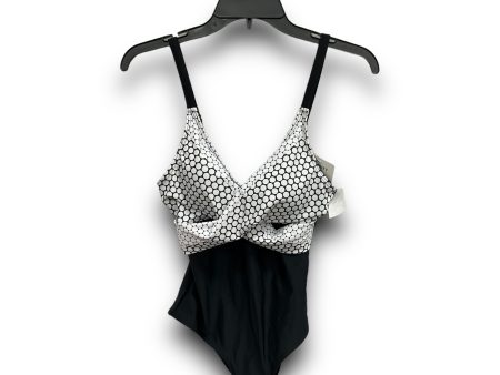 Swimsuit By Clothes Mentor  Size: S Fashion